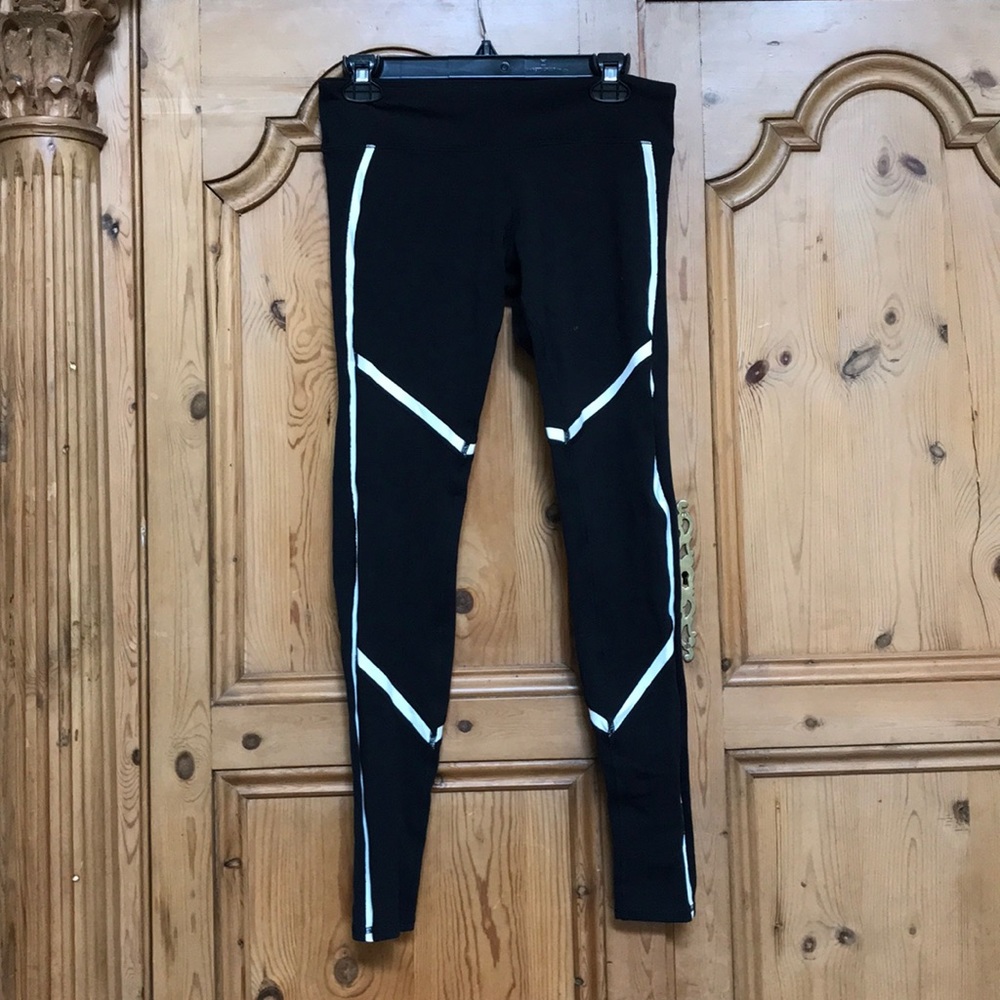 ALO leggings